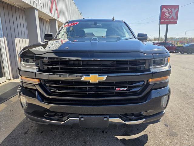 Used 2017 Chevrolet Silverado 1500 LT w/ All Star Edition AWD/4WD image 3