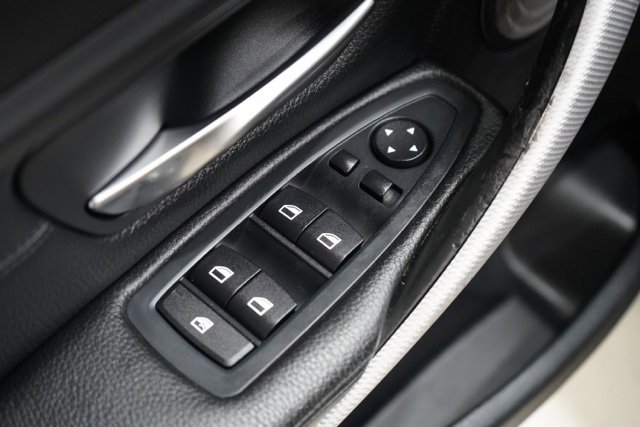 Used 2014 BMW 335i xDrive Sedan image 19