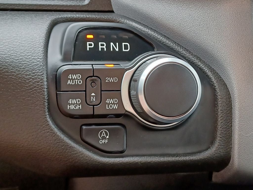 Used 2025 RAM 1500 Big Horn AWD/4WD image 19
