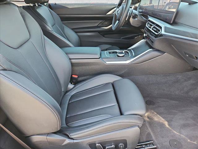 Used 2024 BMW 430i Coupe w/ M Sport Package RWD image 22