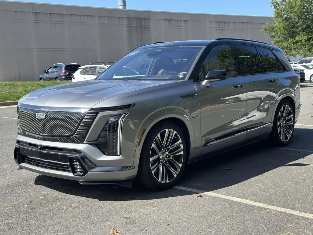 Certified 2026 Cadillac Vistiq Platinum w/ LPO, Floor Liner Package AWD/4WD image 21