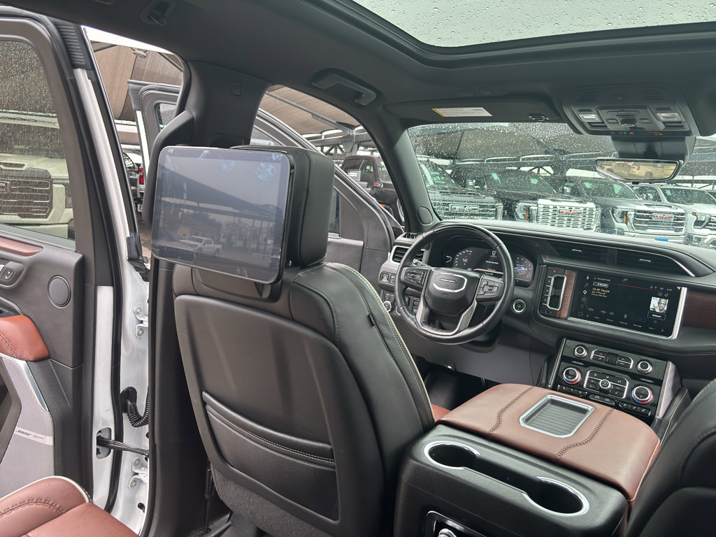 Certified 2023 GMC Yukon Denali Ultimate AWD/4WD image 21