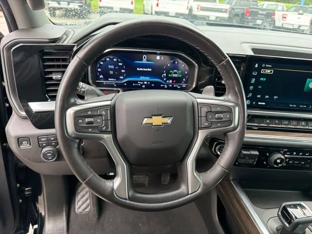 Used 2023 Chevrolet Silverado 1500 LT AWD/4WD image 25