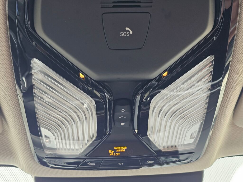 Used 2026 BMW X7 xDrive40i image 18