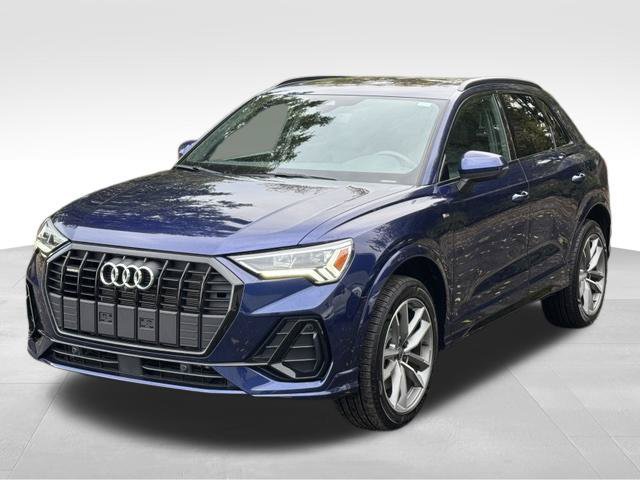 Certified 2024 Audi Q3 2.0T Premium Plus AWD/4WD image 3