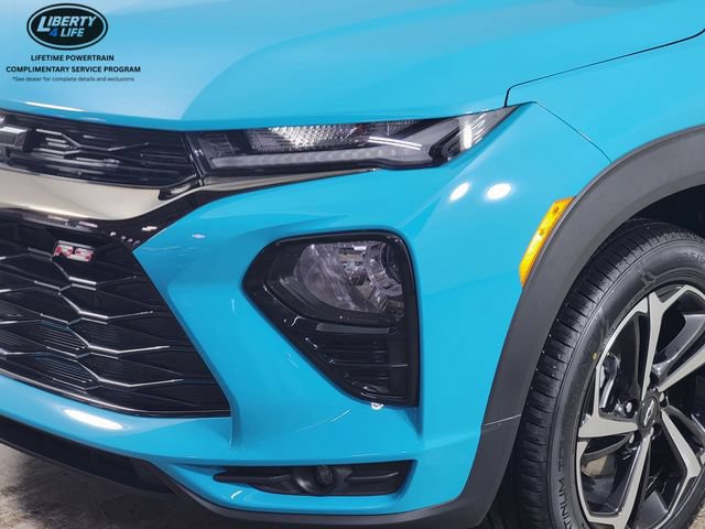 Used 2021 Chevrolet TrailBlazer RS w/ Sun and Liftgate Package AWD/4WD image 9