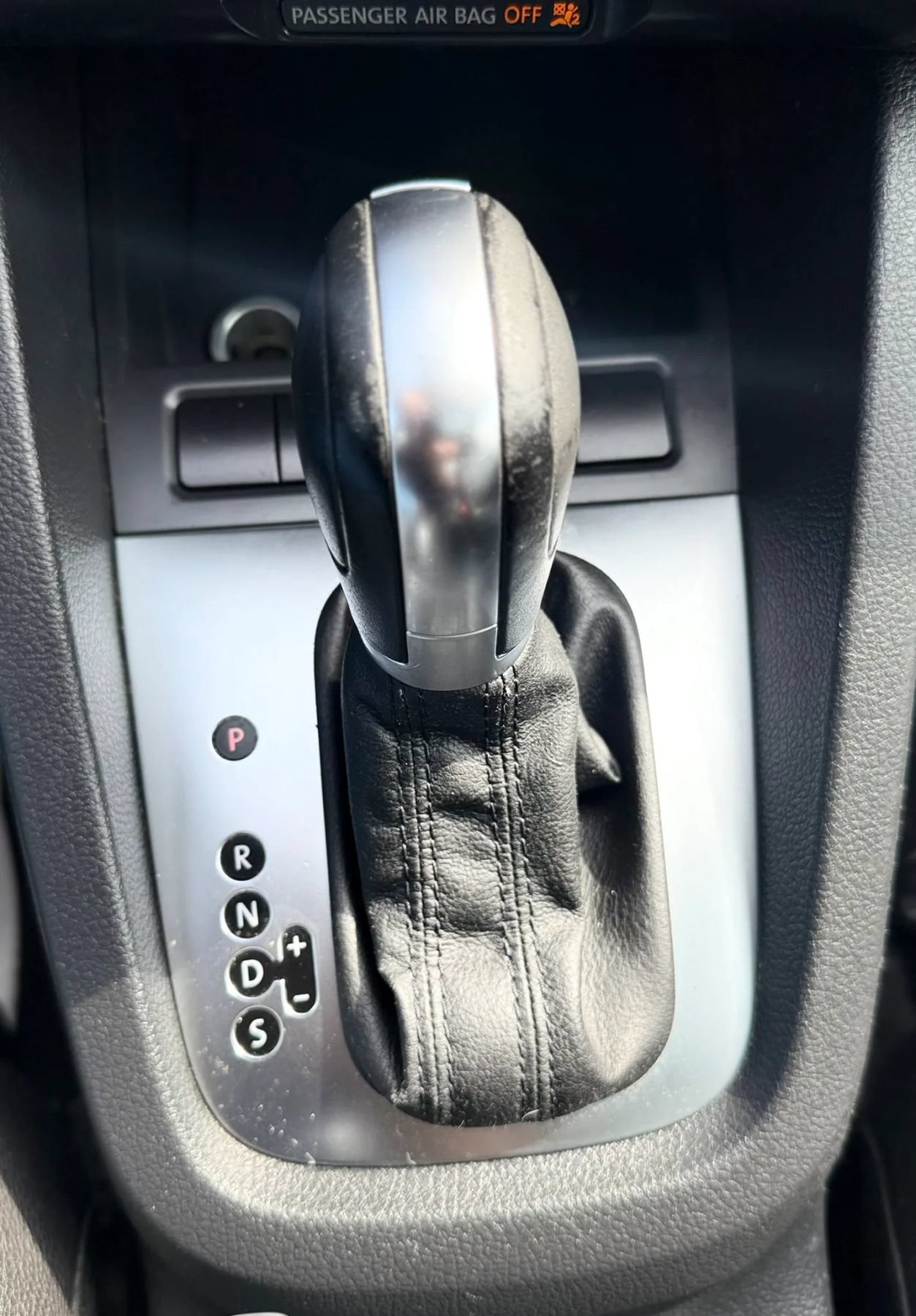 Used 2011 Volkswagen Jetta SE FWD image 18
