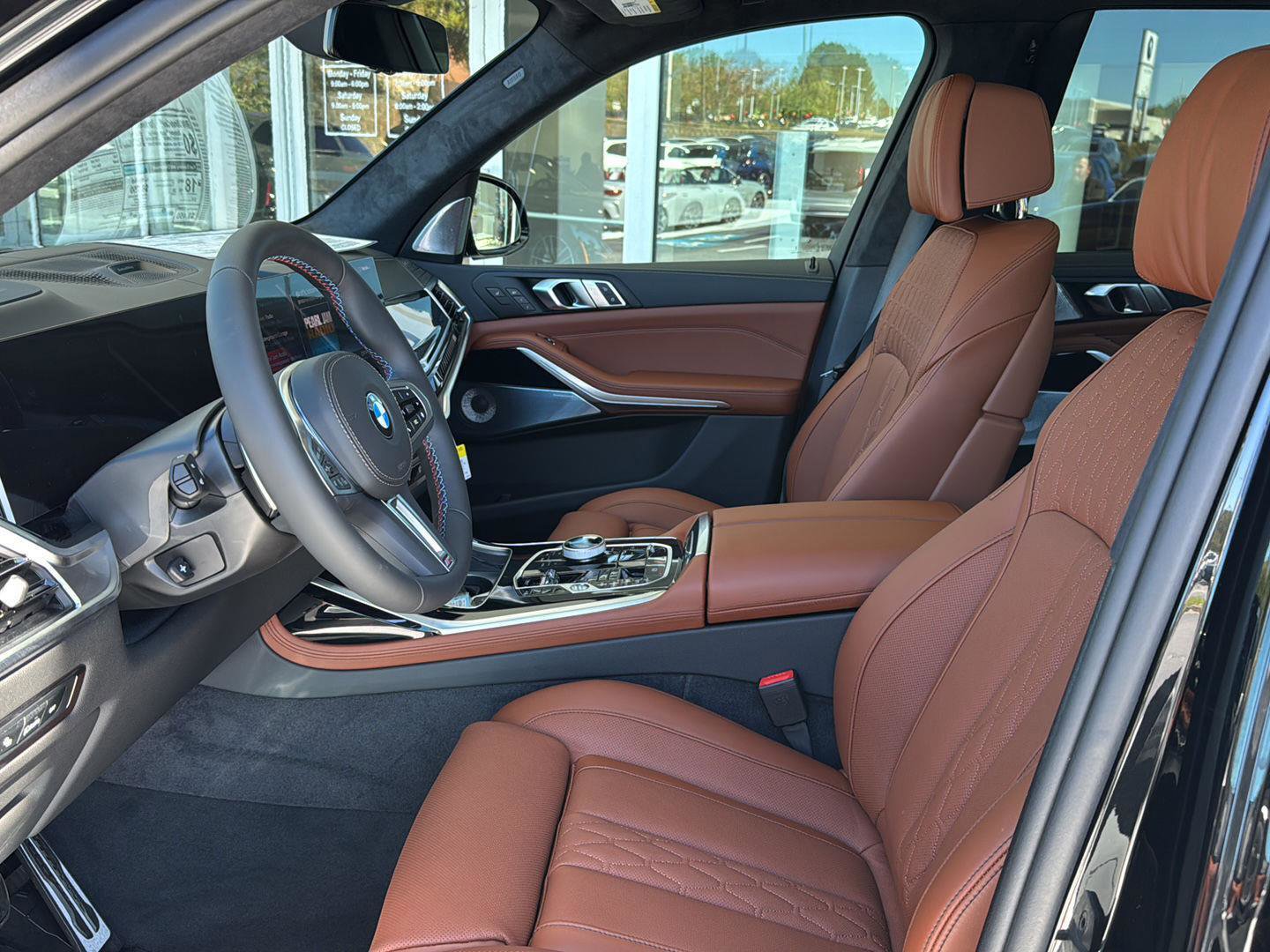 New 2026 BMW X7 M60i image 8