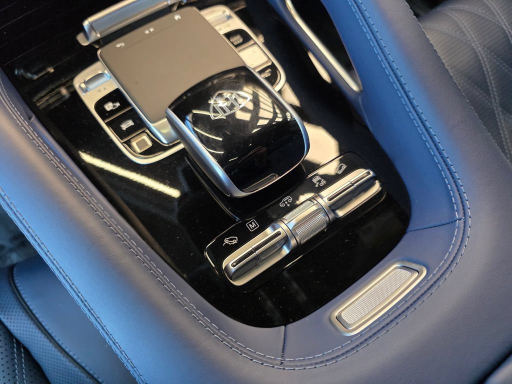 New 2026 Mercedes-Benz Maybach GLS 600 4MATIC image 18