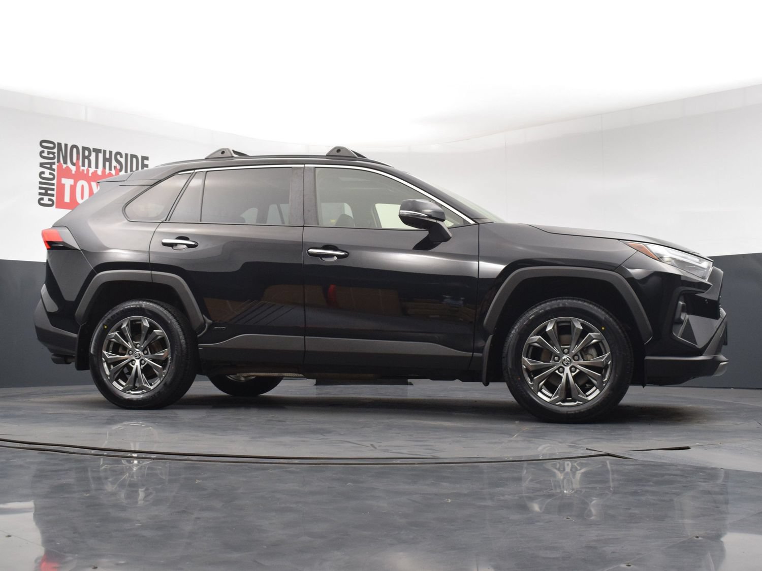 Used 2022 Toyota RAV4 Limited AWD/4WD image 38