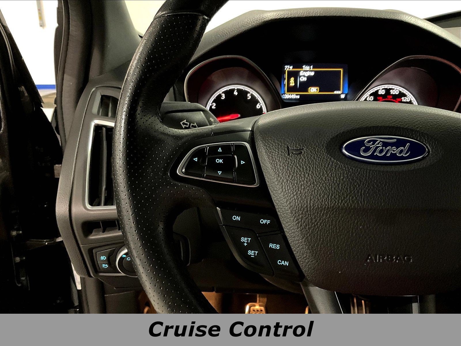 Used 2018 Ford Focus ST FWD image 10