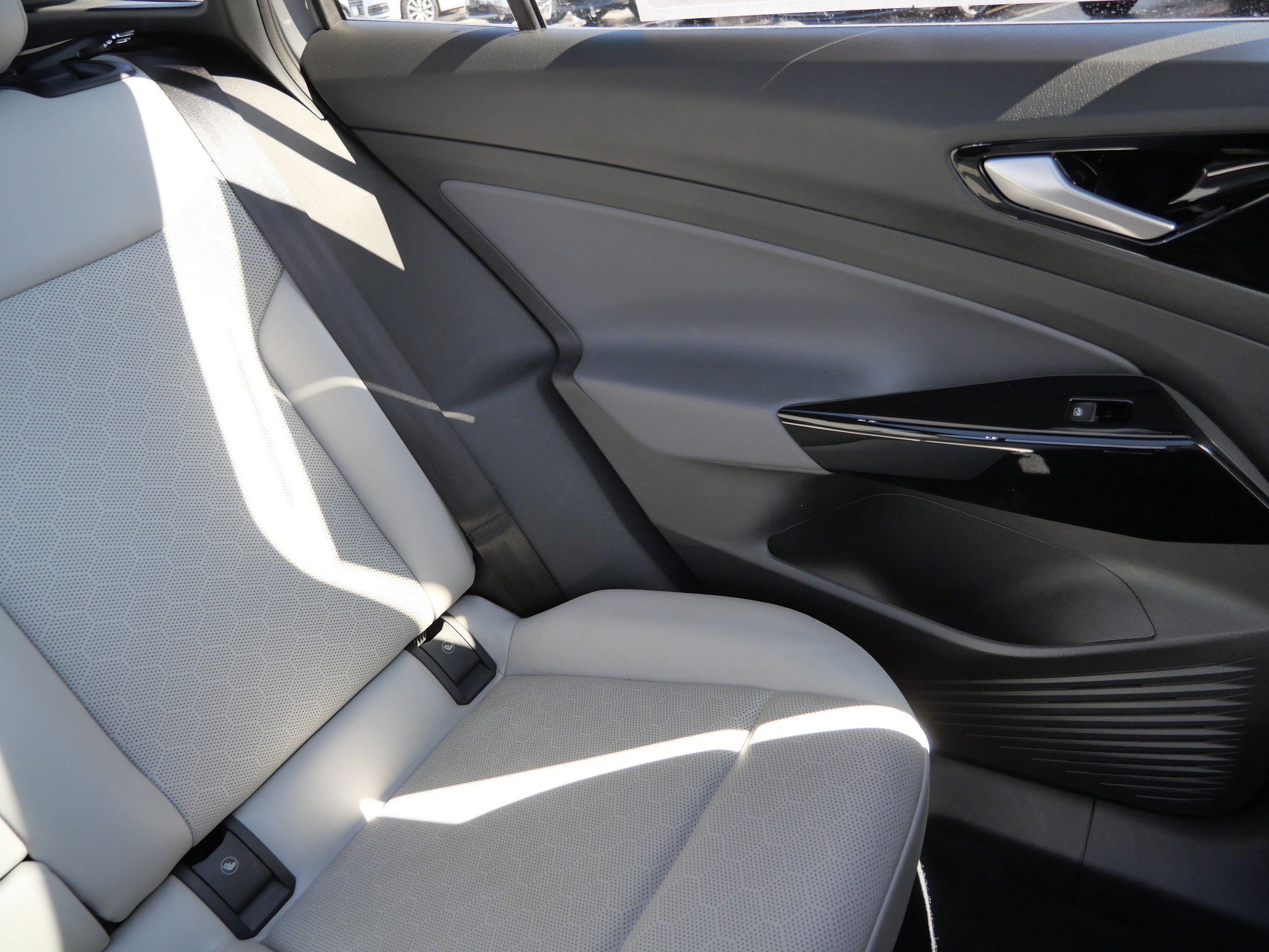 Certified 2022 Volkswagen ID.4 Pro S image 14