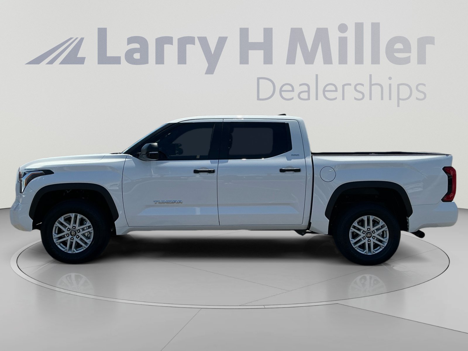 Certified 2026 Toyota Tundra SR5 w/ SR5 Convenience Package AWD/4WD image 2