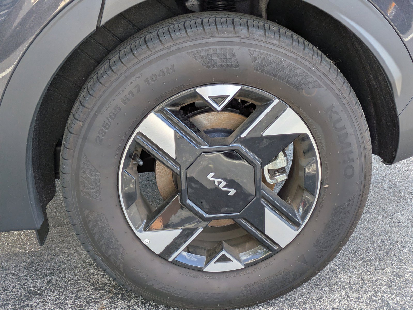 Certified 2026 Kia Sportage LX FWD image 9