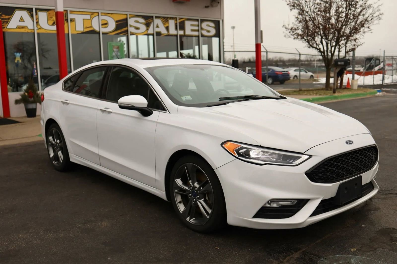 Used 2017 Ford Fusion Sport image 3