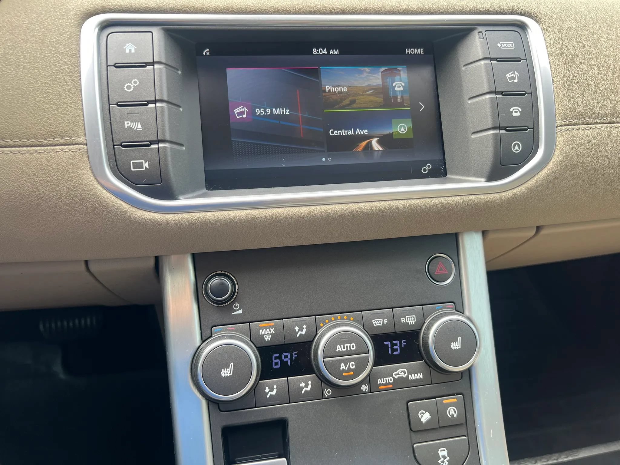 Used 2017 Land Rover Range Rover Evoque SE Premium AWD/4WD image 22