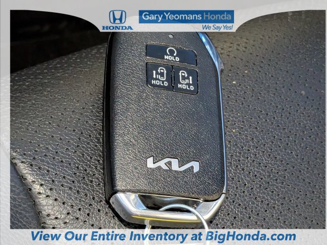 Used 2023 Kia Carnival SX Prestige FWD image 37