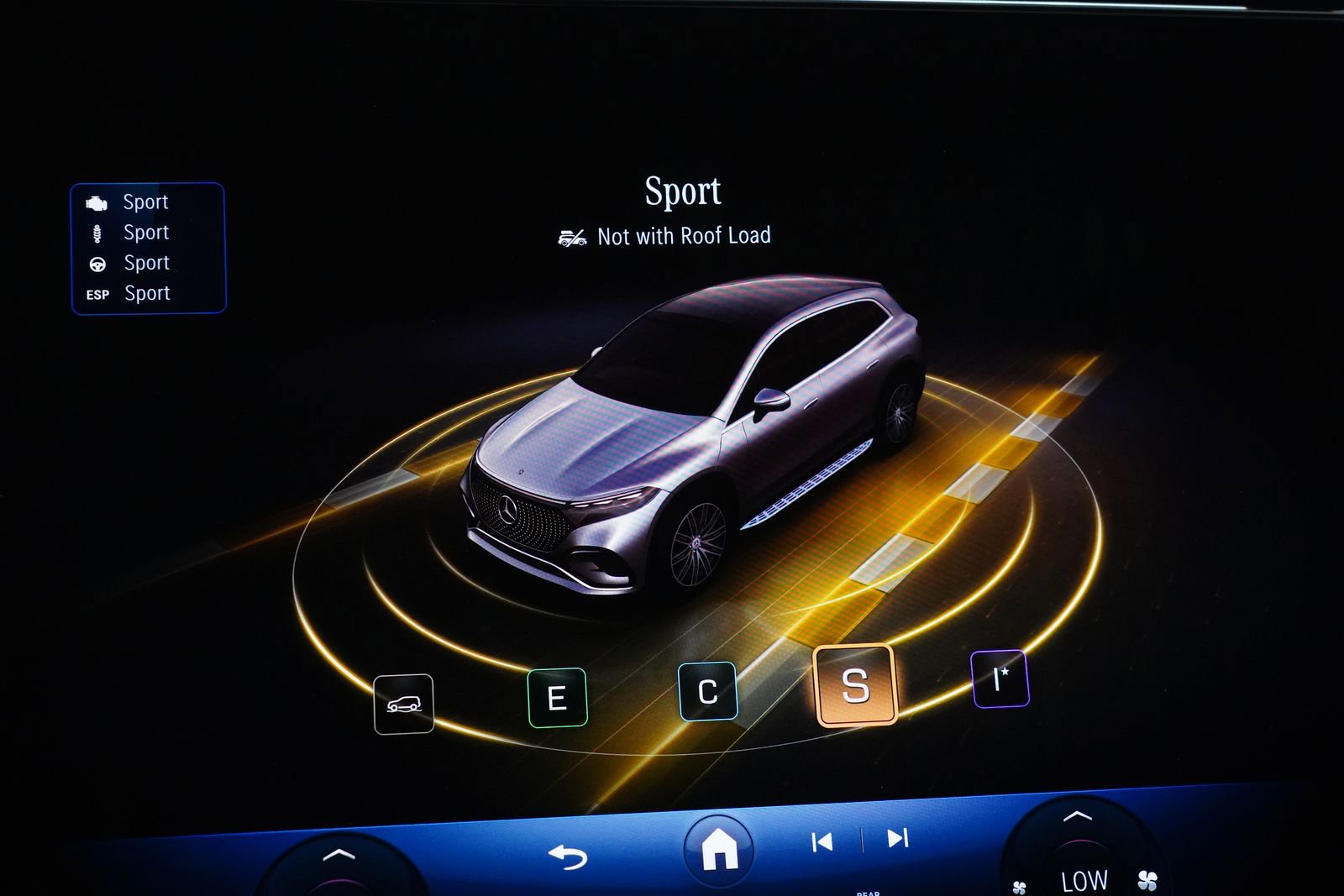 Used 2026 Mercedes-Benz EQS 550 4MATIC SUV image 26