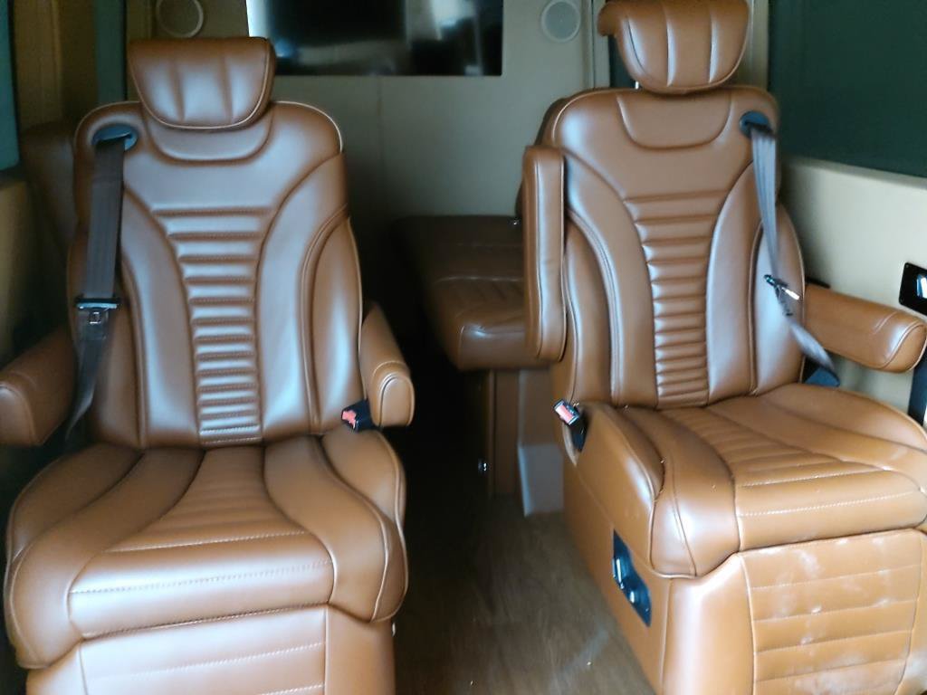 Used 2022 Mercedes-Benz Sprinter 2500 image 33