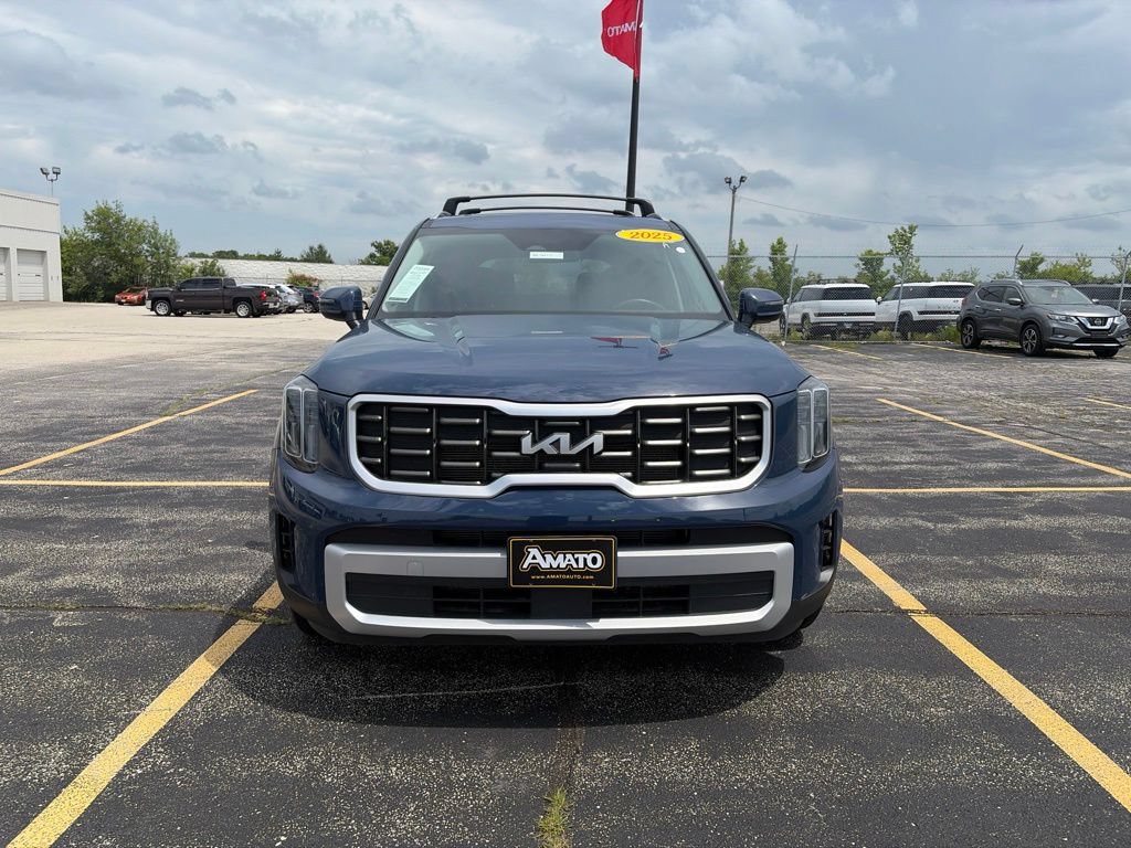 Used 2025 Kia Telluride S AWD/4WD image 10