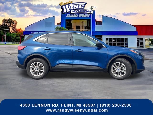 Used 2022 Ford Escape SE w/ Cold Weather Package image 7