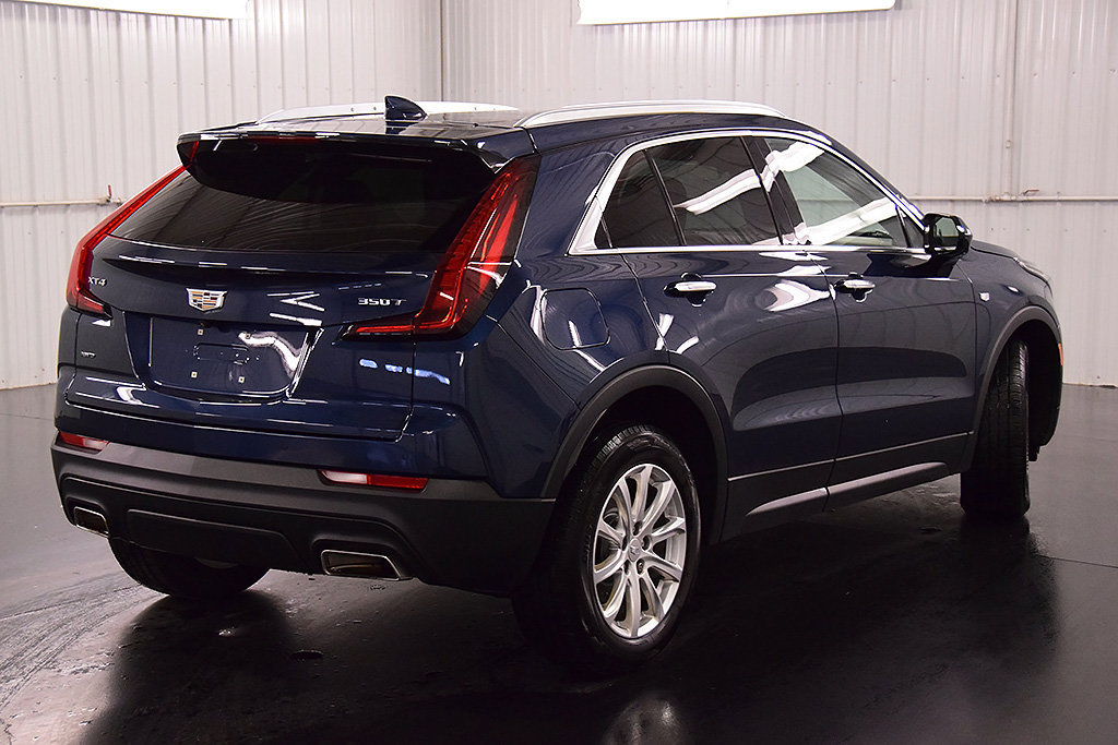 Used 2021 Cadillac XT4 Luxury w/ Cold Weather Package AWD/4WD image 8