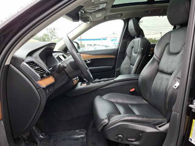 Used 2020 Volvo XC90 T6 Inscription w/ Protection Package Premier AWD/4WD image 16