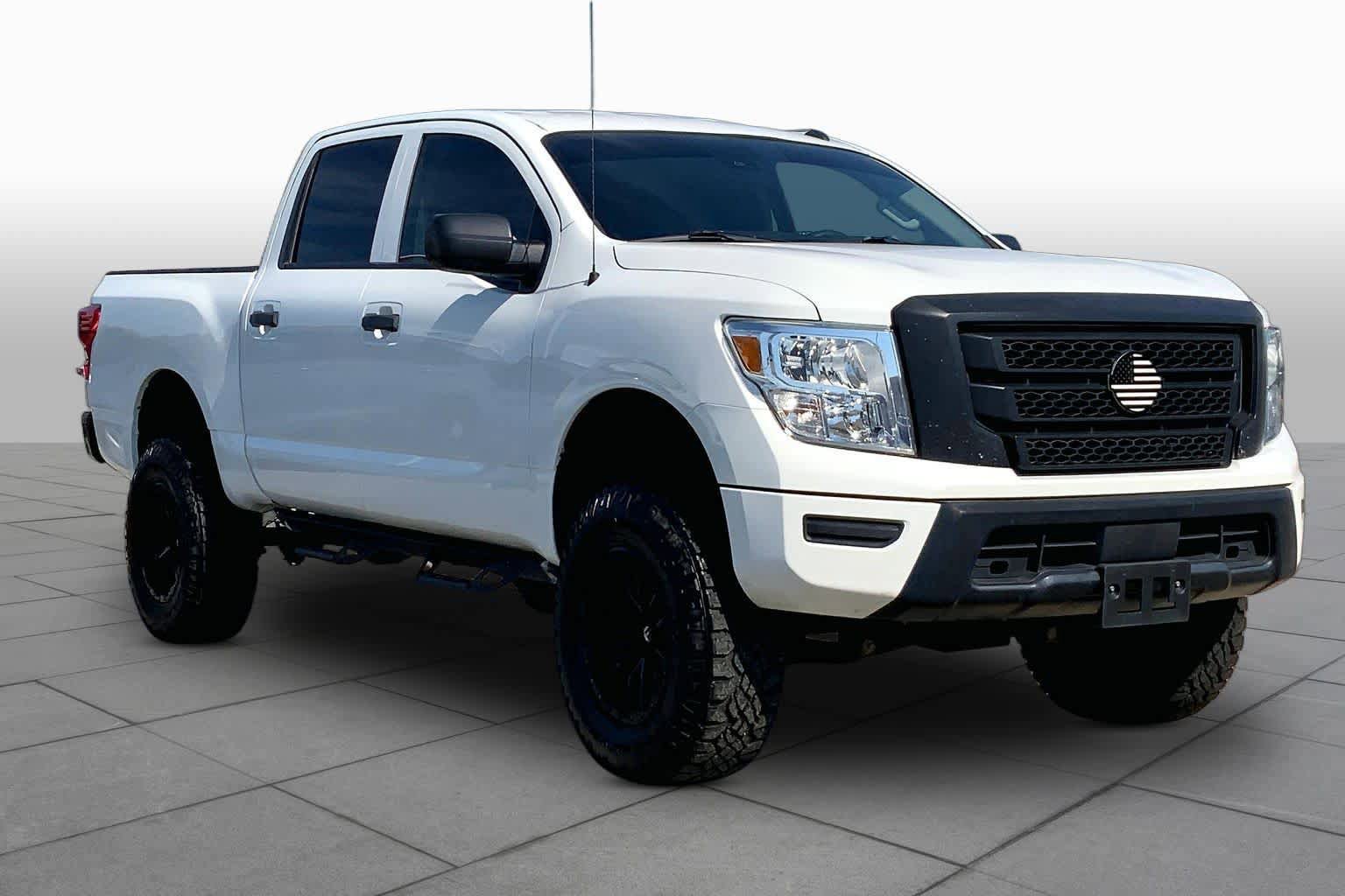 Used 2021 Nissan Titan S w/ S Utility Package AWD/4WD video 3