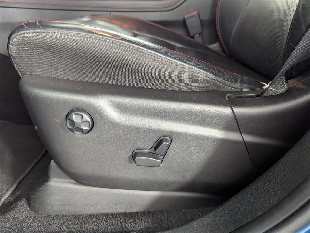 Used 2023 Dodge Durango GT image 13