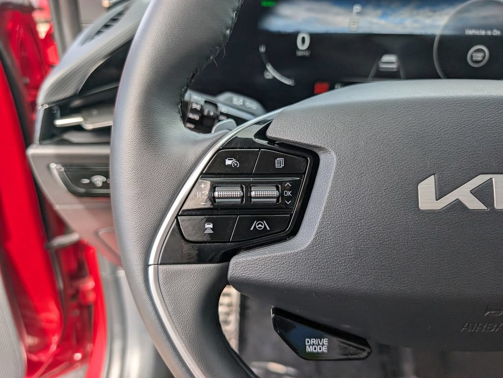 Certified 2025 Kia Niro Wave w/ Wave Preserve Package FWD image 25