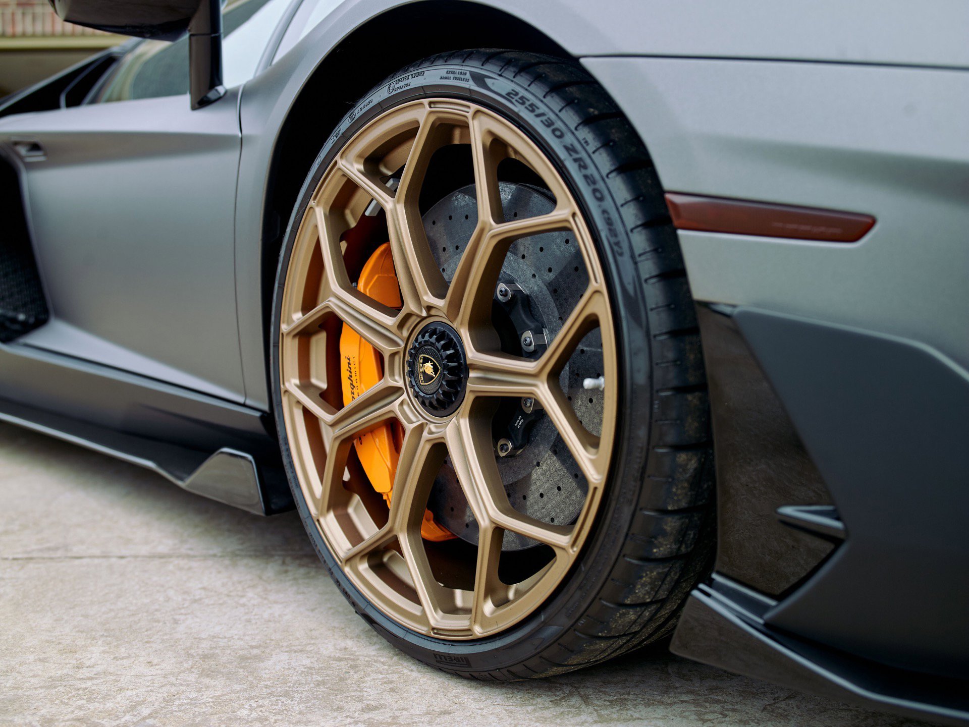 Used 2021 Lamborghini Aventador SVJ image 17