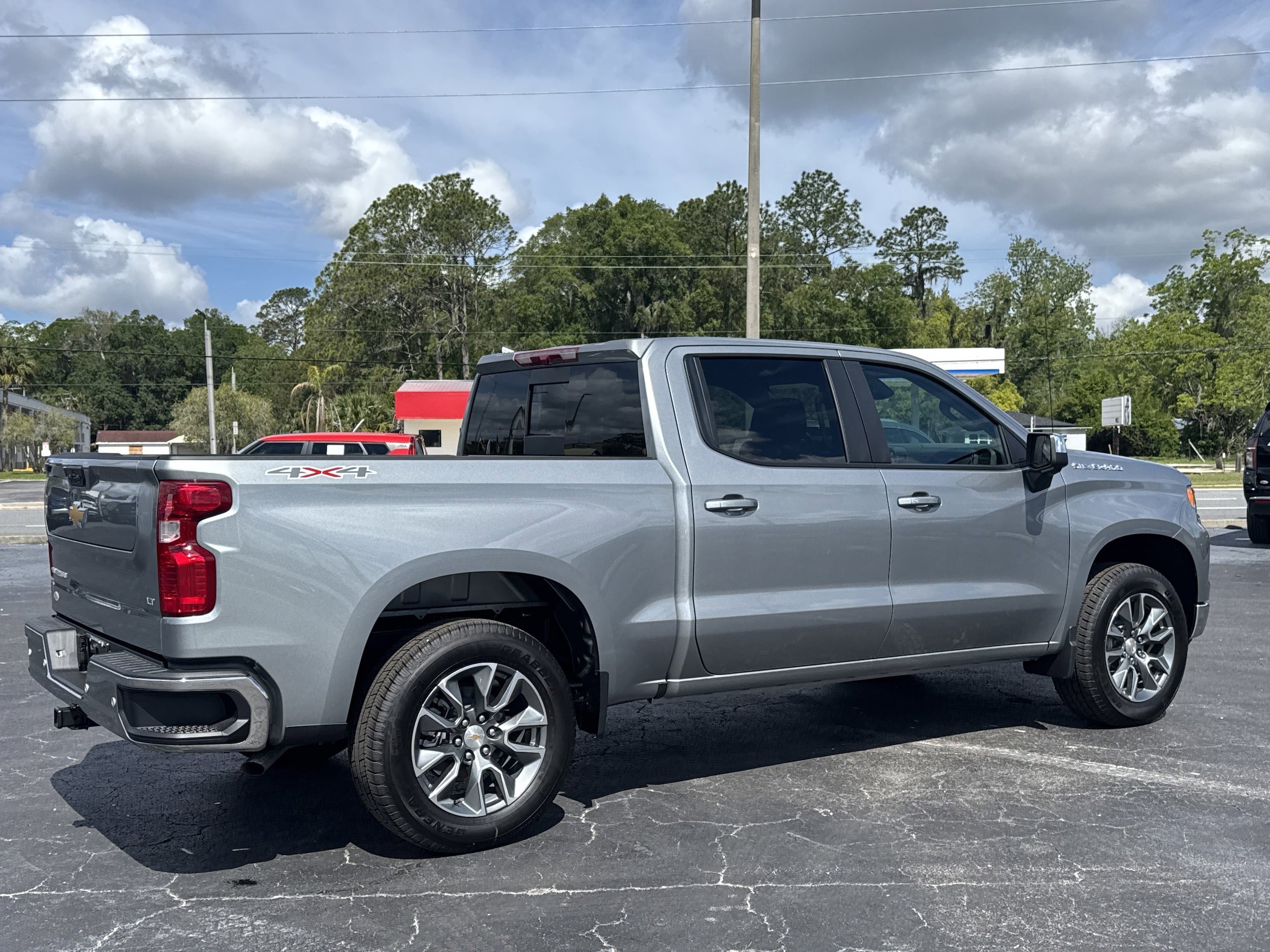 New 2026 Chevrolet Silverado 1500 LT w/ Safety Package AWD/4WD image 7