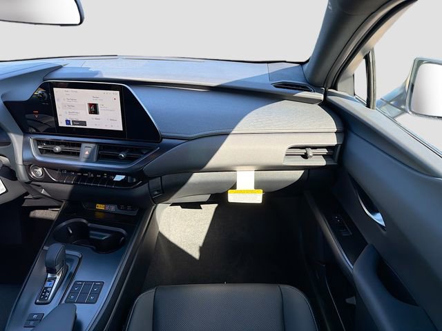 New 2025 Lexus UX 300h FWD image 17
