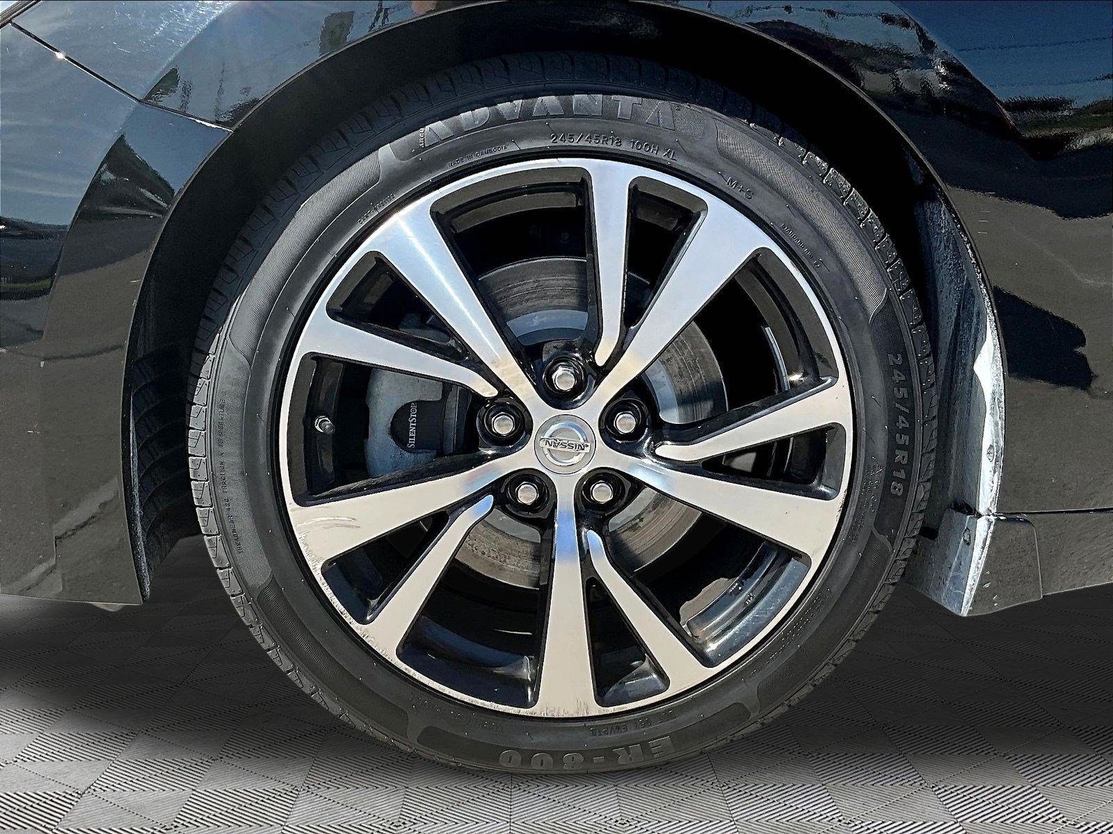 Used 2018 Nissan Maxima Platinum FWD image 33
