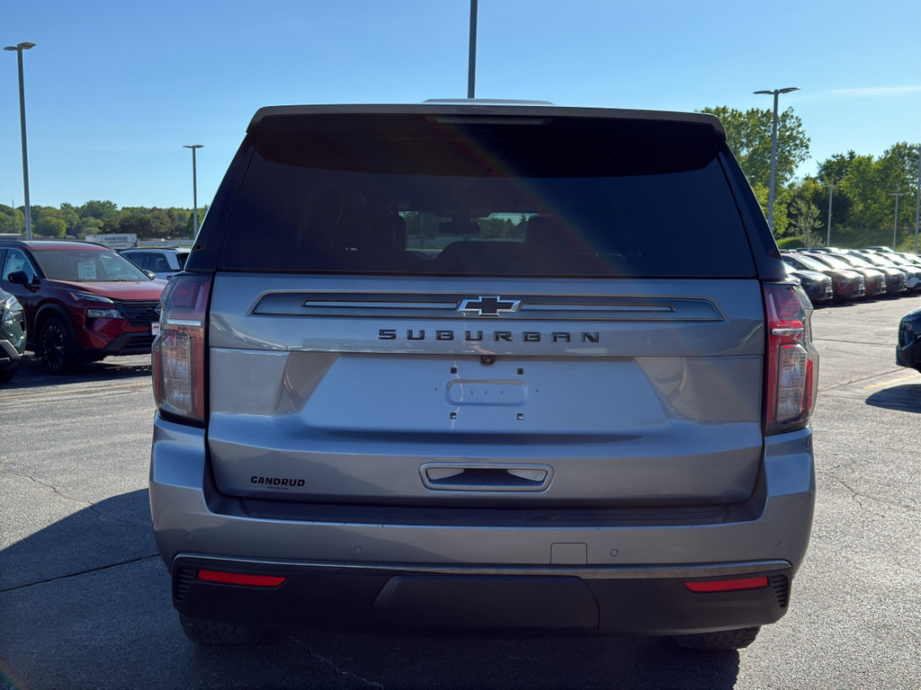 Used 2022 Chevrolet Suburban Z71 AWD/4WD image 7