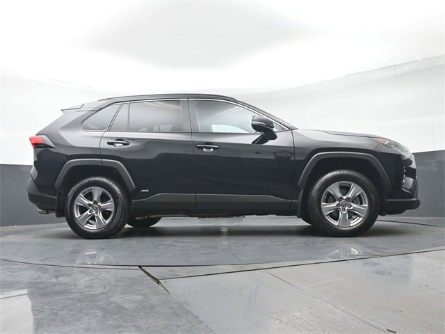 Used 2022 Toyota RAV4 LE image 29