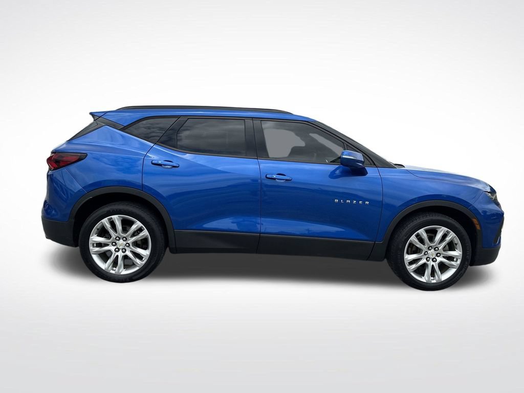 Used 2019 Chevrolet Blazer LT w/ Sun and Wheels Package FWD image 8