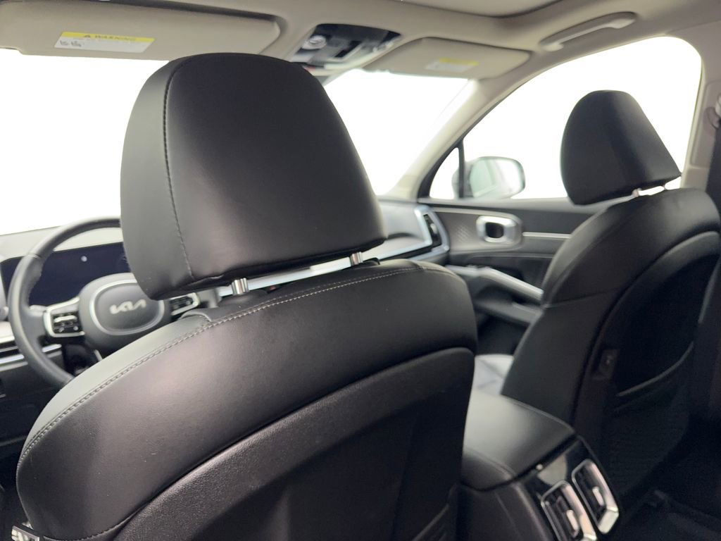 Used 2024 Kia Sorento SX FWD image 35