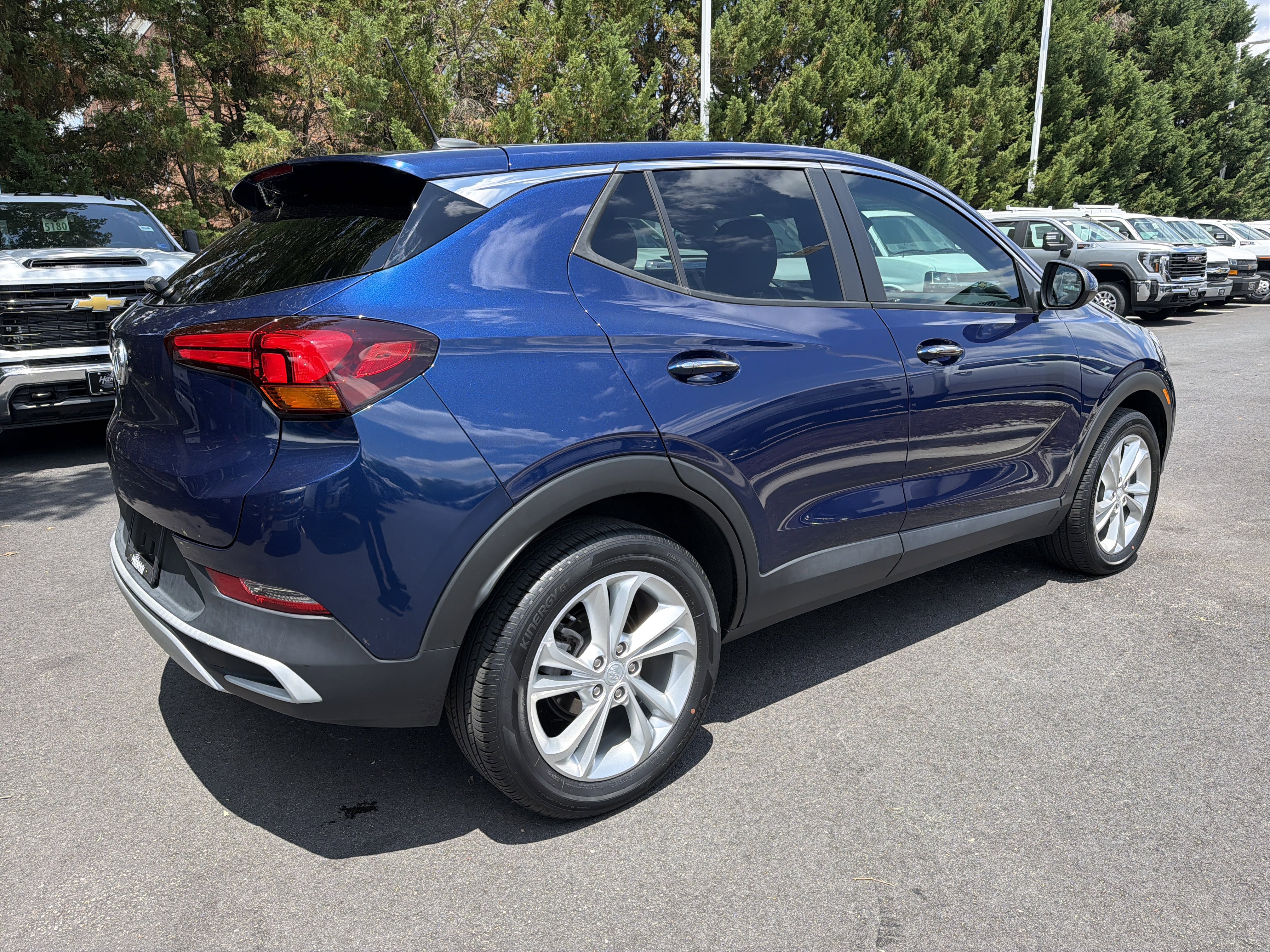 Used 2023 Buick Encore GX Preferred FWD image 10