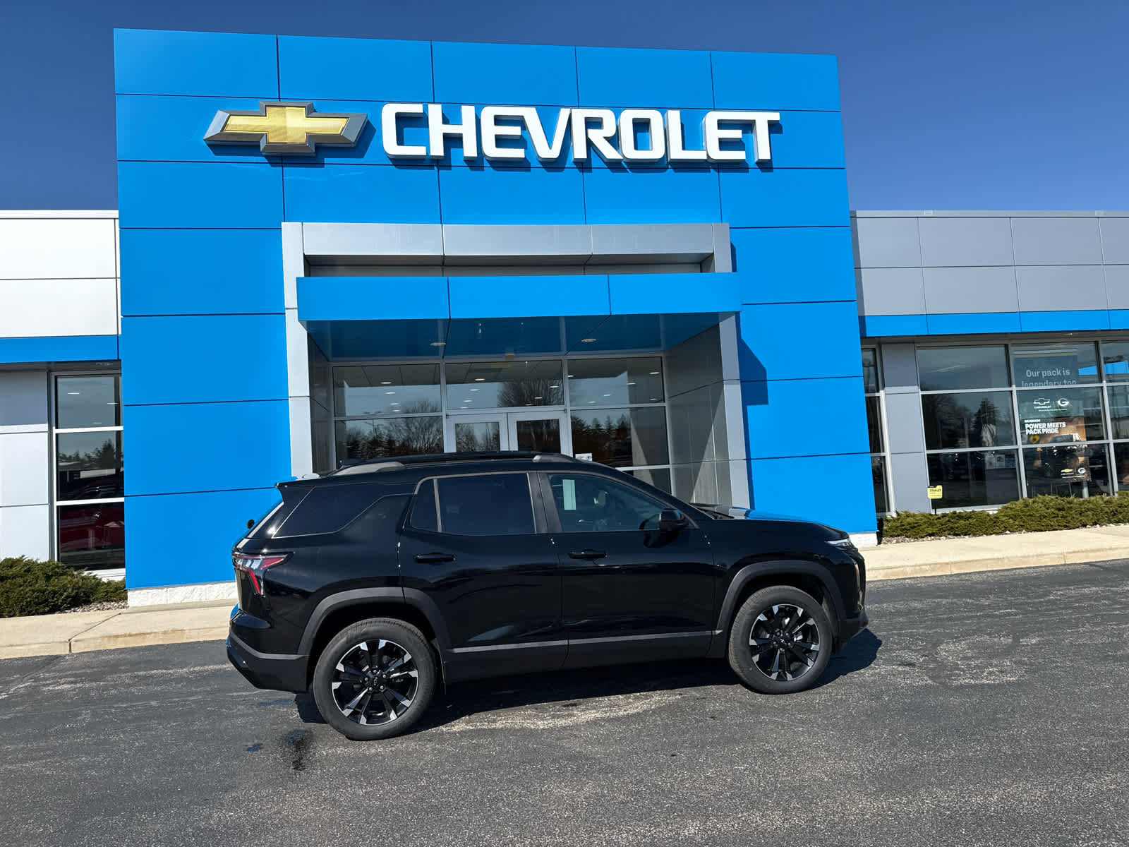 New 2026 Chevrolet Equinox RS w/ Convenience Package III AWD/4WD image 14