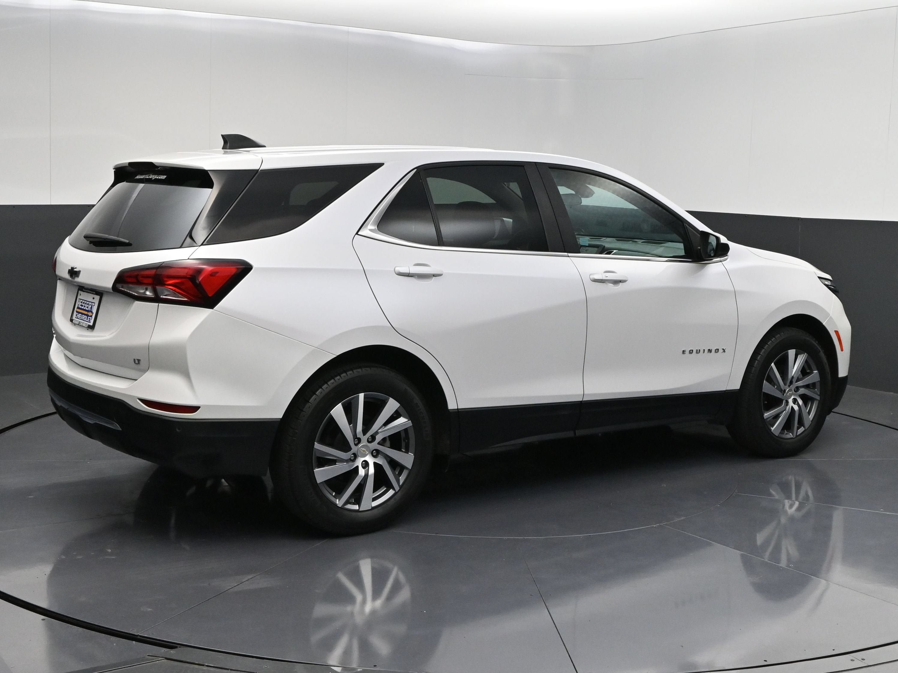 Used 2022 Chevrolet Equinox LT FWD image 7