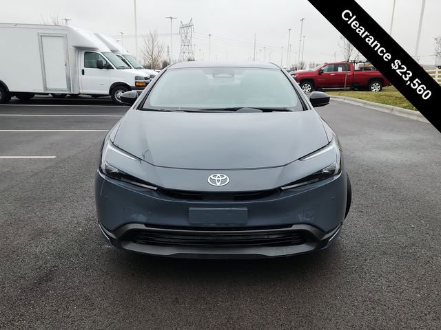 Used 2024 Toyota Prius LE video 2