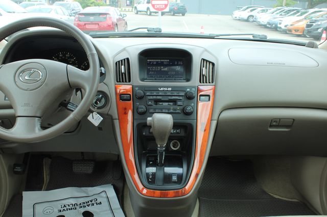 Used 2002 Lexus RX 300 4WD image 17