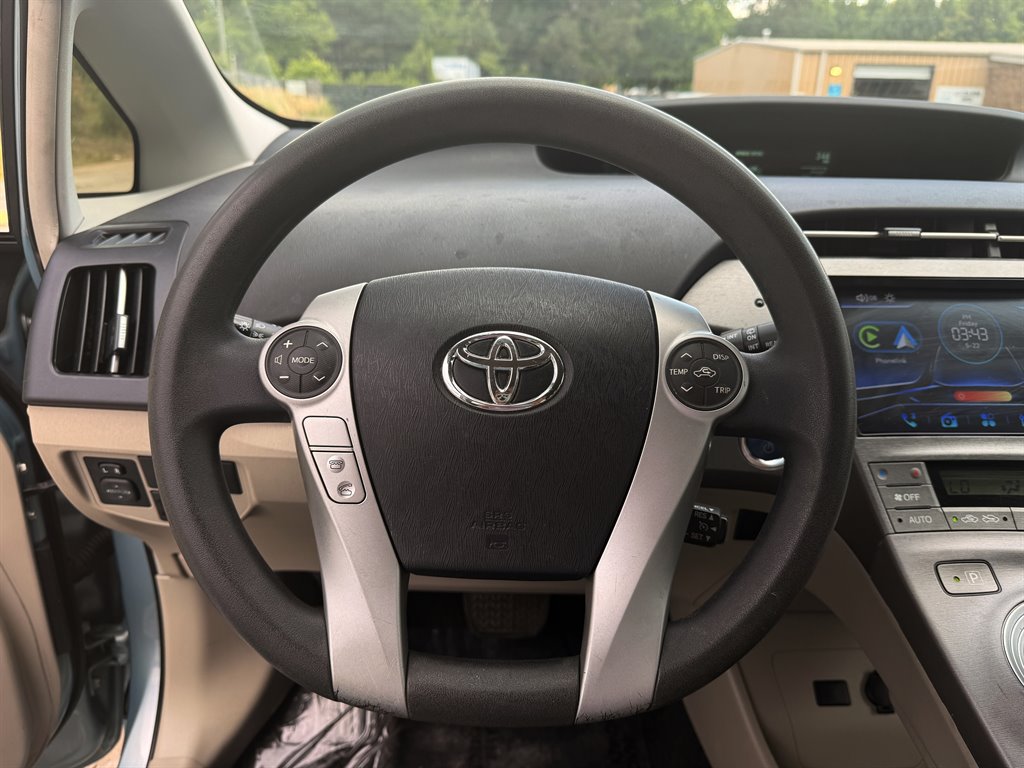 Used 2015 Toyota Prius Two FWD image 11