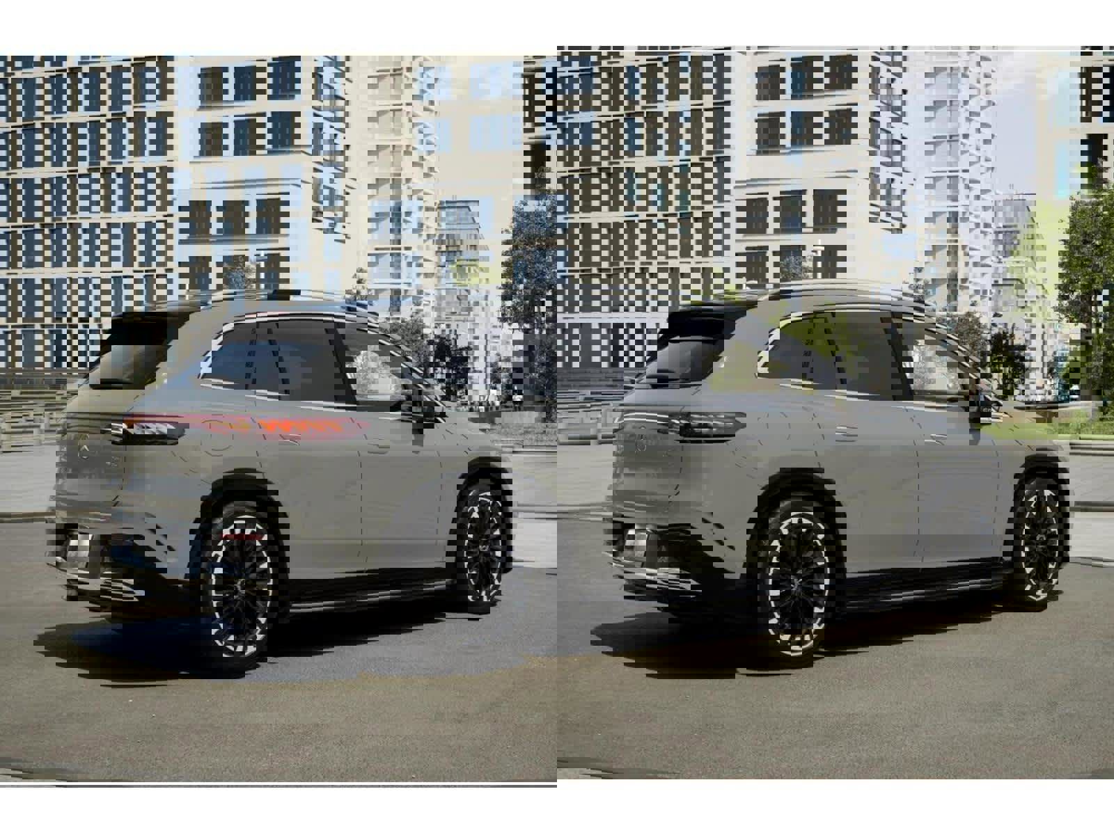 New 2026 Mercedes-Benz EQS 550 4MATIC SUV image 19