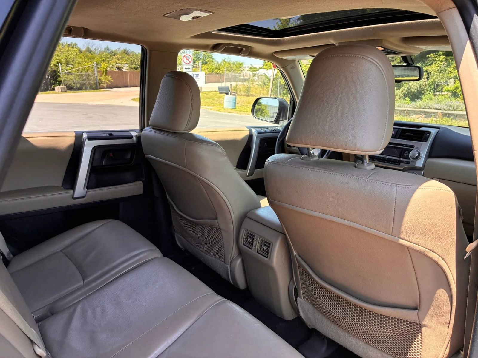 Used 2010 Toyota 4Runner Trail AWD/4WD image 41