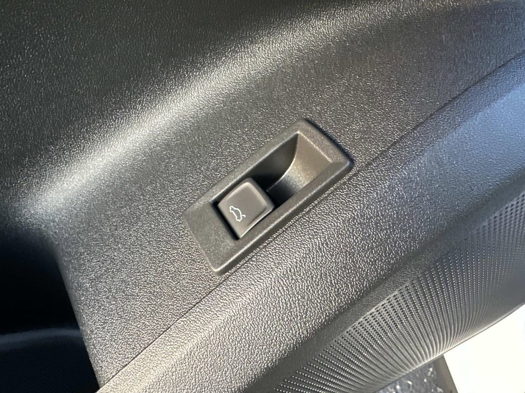 New 2025 Audi Q5 Prestige image 12