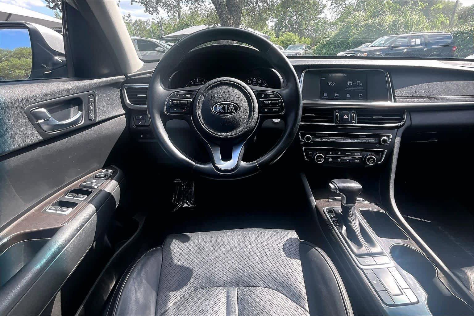 Used 2018 Kia Optima EX FWD image 6
