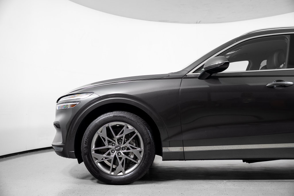 Used 2025 Genesis GV70 2.5T AWD/4WD image 14