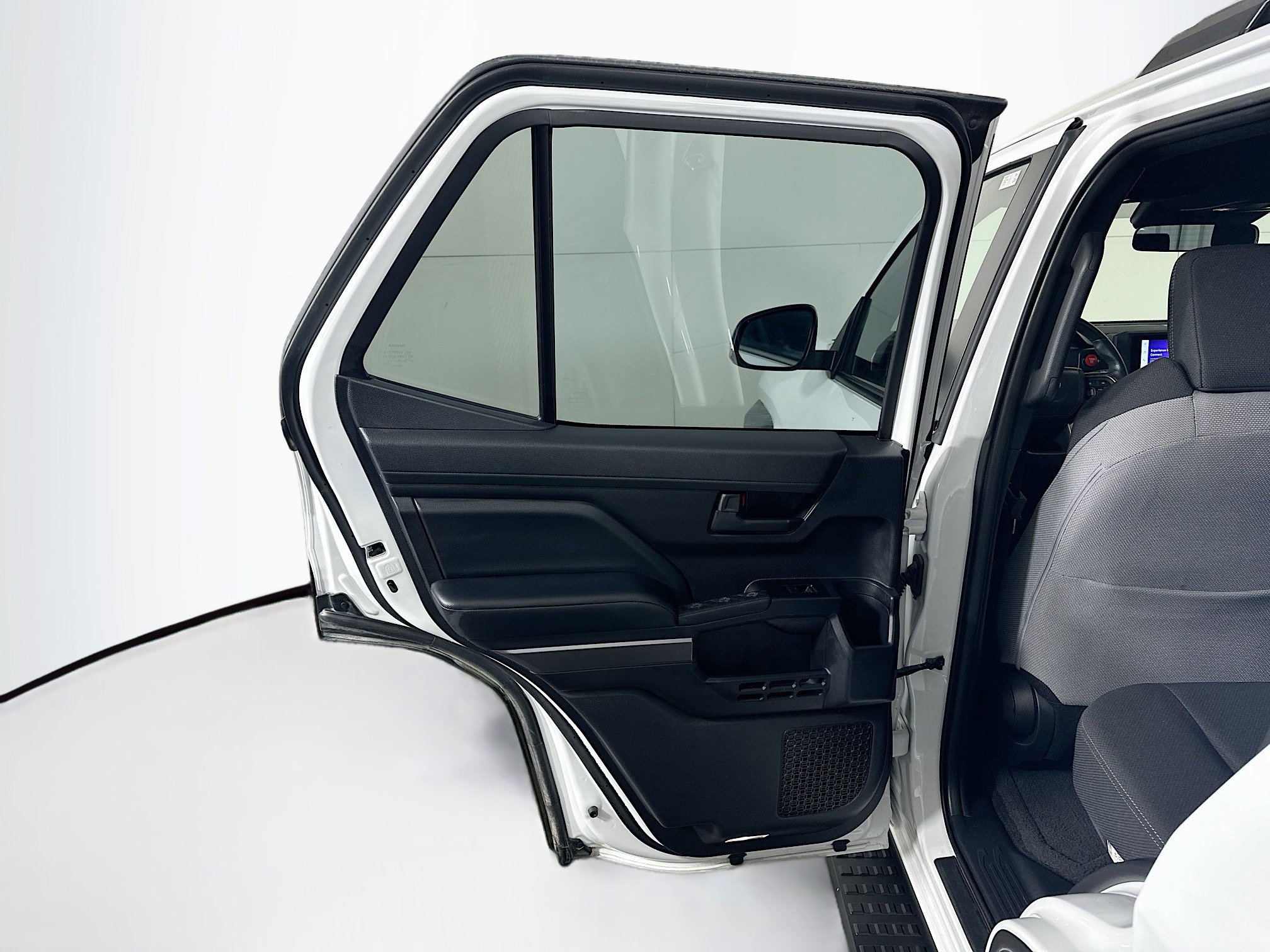 Used 2025 Toyota 4Runner TRD Off-Road image 27